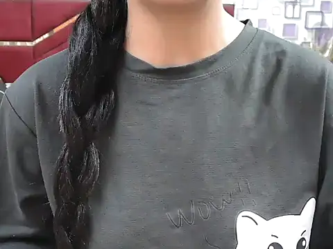 Snapshot of Somiya87 chatting on October 2025 04:53:02 AM Somiya87 online show from October 2025 04:53:02 AM