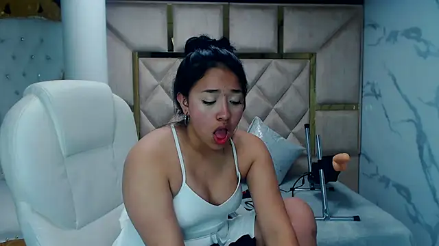 IsabellRodriguez18 online show from March 2025 03:43:02 AM