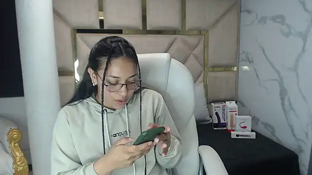 IsabellRodriguez18 online show from March 2025 03:54:01 AM