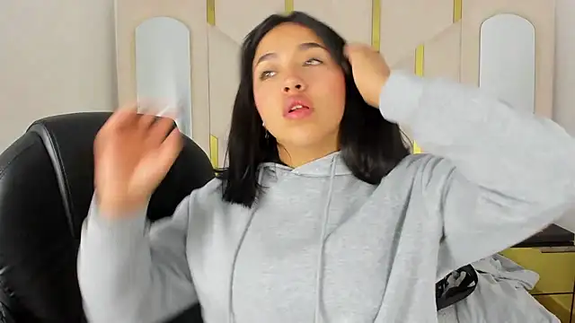 IsabellRodriguez18 online show from October 2025 03:12:02 AM