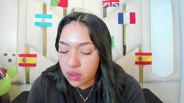 Snapshot of IsabellRodriguez18 chatting on June 2026 04:21:02 AM IsabellRodriguez18 online show from June 2026 04:21:02 AM