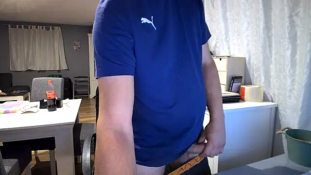 ScuddyCum online show from September 2025 02:33:01 AM