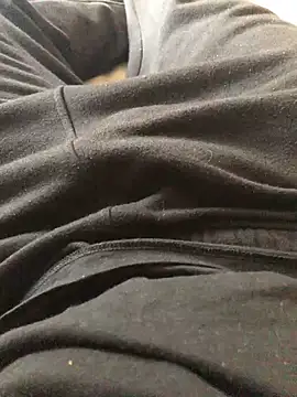 Snapshot of 22TT2295 chatting on January 2025 12:59:02 PM 22TT2295 online show from January 2025 12:59:02 PM