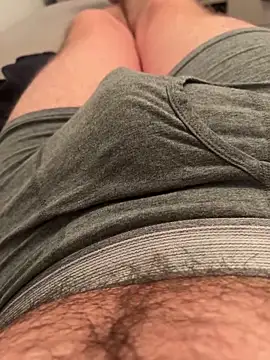 Snapshot of 22TT2295 chatting on March 2025 09:42:02 PM 22TT2295 online show from March 2025 09:42:02 PM