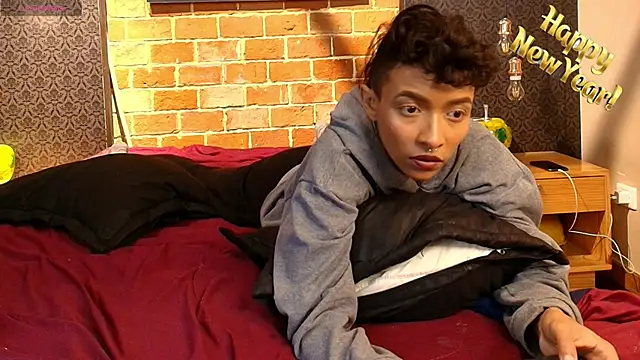 AntonAndSofii online show from January 2025 10:57:01 AM