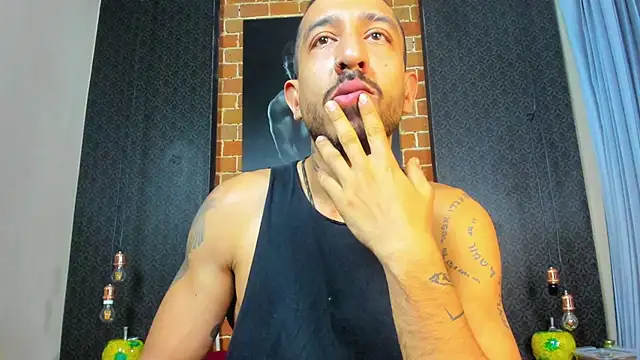 AntonAndSofii online show from January 2025 03:22:02 AM