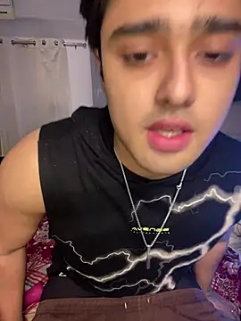 sunny49477 online show from April 2026 07:11:02 PM