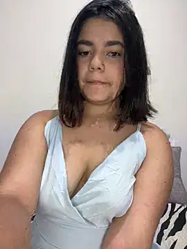 Snapshot of pretty_angela1 chatting on January 2025 03:52:01 AM pretty angela1 online show from January 2025 03:52:01 AM