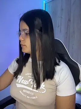 pretty angela1 online show from April 2026 12:42:02 AM