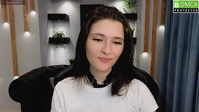 niki cutes online show from January 2025 01:11:02 AM