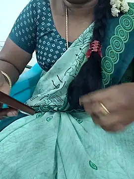 Snapshot of Tamil_roja69 chatting on September 2025 01:57:02 PM Tamil roja69 online show from September 2025 01:57:02 PM