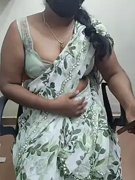 Snapshot of Tamil_roja69 chatting on May 2026 05:54:01 PM Tamil roja69 online show from May 2026 05:54:01 PM