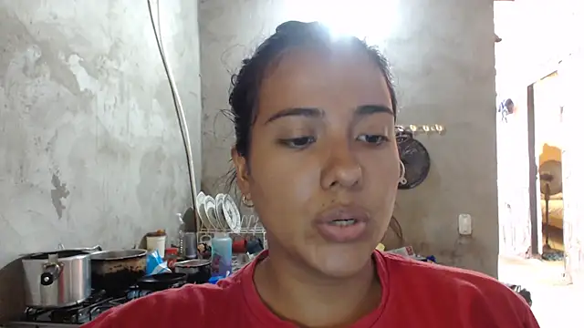 Snapshot of Coral0403 chatting on February 2025 06:15:02 PM Coral0403 online show from February 2025 06:15:02 PM