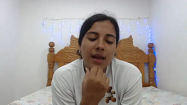 Snapshot of Coral0403 chatting on March 2025 12:47:01 AM Coral0403 online show from March 2025 12:47:01 AM