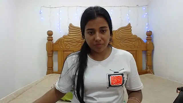 Snapshot of Coral0403 chatting on March 2025 11:23:01 PM Coral0403 online show from March 2025 11:23:01 PM
