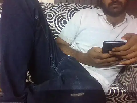 Snapshot of indihotguy chatting on June 2026 09:46:02 AM indihotguy online show from June 2026 09:46:02 AM