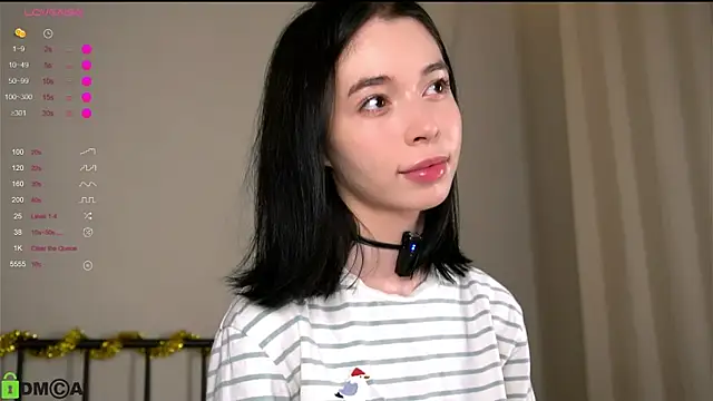 LittleOriana online show from November 2025 01:05:01 AM