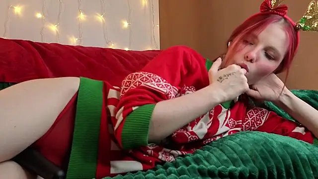 OhYumiYes online show from December 2025 09:01:01 PM