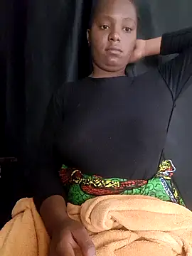 Queen-BD online show from March 2025 12:04:02 AM