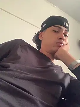 Br4ndxpimm online show from April 2026 07:25:02 PM