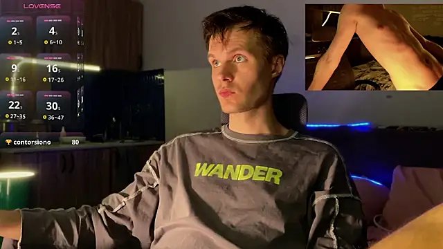 Leonnextdoor online show from April 2026 08:53:02 PM