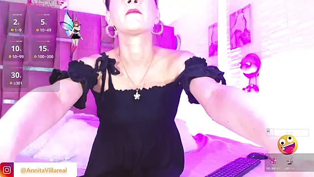 Annabelle-Villareal online show from September 2025 07:58:02 PM