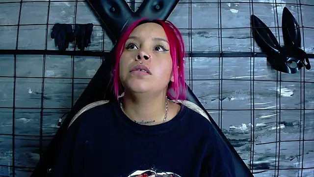 Alana Roth online show from September 2025 03:33:02 AM