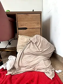 Ninabrunette18 online show from October 2025 03:35:02 PM