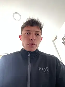 apoloruso online show from February 2025 04:05:02 PM