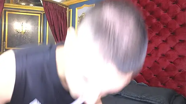 Snapshot of MarcoVitto chatting on October 2025 11:55:01 AM MarcoVitto online show from October 2025 11:55:01 AM