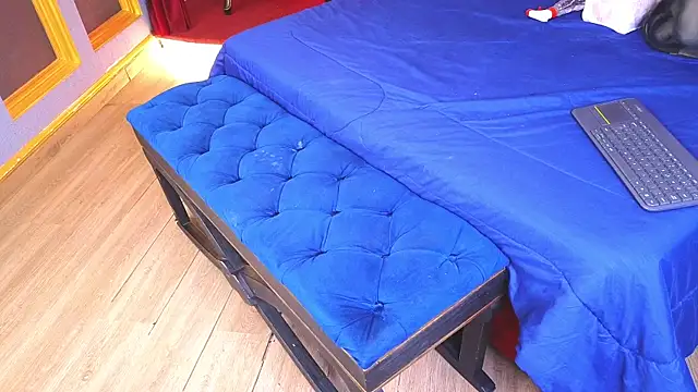 Snapshot of MarcoVitto chatting on October 2025 11:44:02 AM MarcoVitto online show from October 2025 11:44:02 AM