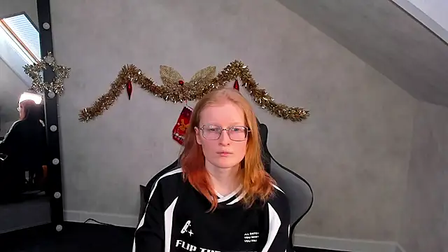 ElizabethHarpper online show from January 2025 08:41:02 AM