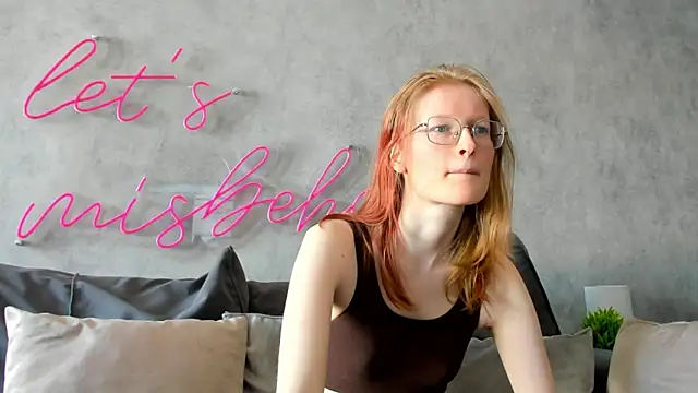 ElizabethHarpper online show from February 2025 07:59:01 AM