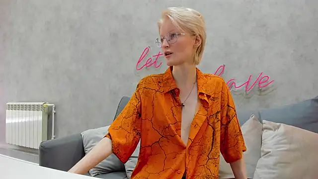 ElizabethHarpper online show from March 2025 08:26:01 AM