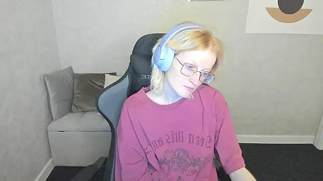 ElizabethHarpper online show from September 2025 01:07:02 AM