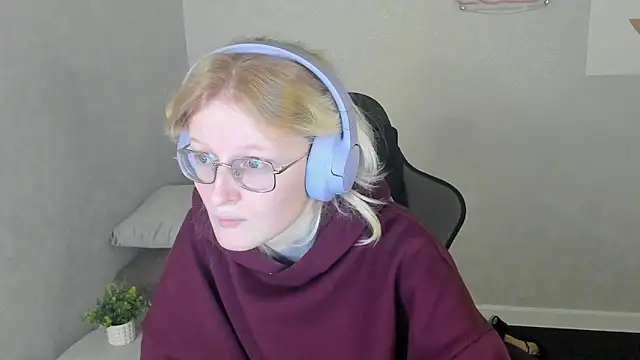 ElizabethHarpper online show from November 2025 01:04:02 AM