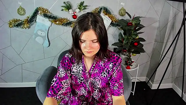 CharlotteMitchell online show from December 2024 01:26:01 AM