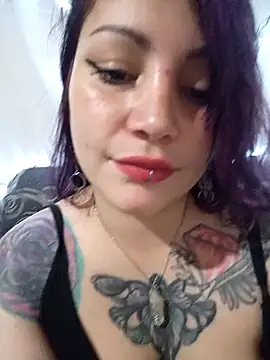 Miss Amelie online show from January 2025 04:30:02 AM