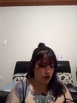 Miss Amelie online show from February 2025 05:37:01 AM