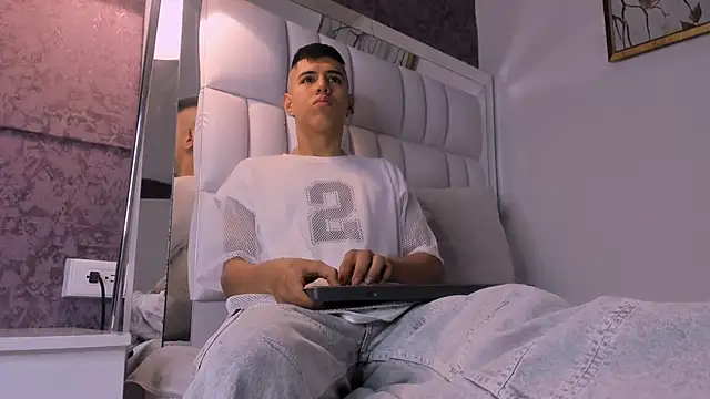 Angel Khouri online show from January 2025 08:00:01 PM