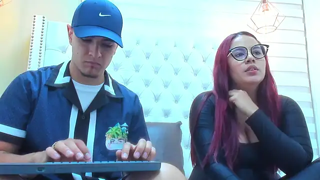 DAVID VICTORIAA online show from September 2025 01:00:02 PM