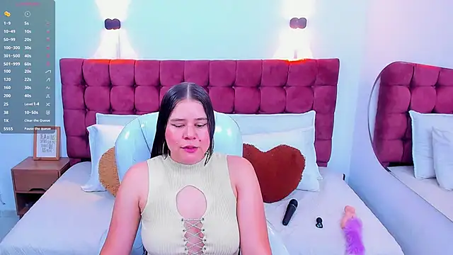 Annie kurt  online show from February 2025 08:38:02 PM