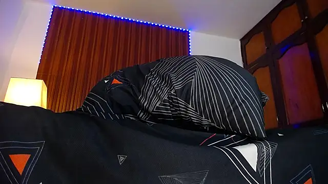 1Tommy9 online show from January 2025 12:54:01 AM