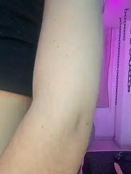 Sara Davina online show from February 2025 07:40:02 AM