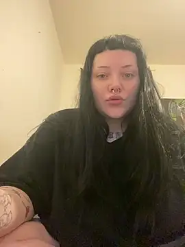 Gothicsiren online show from February 2025 06:00:02 PM