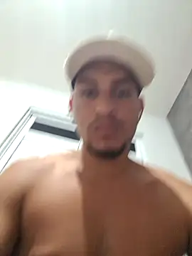Snapshot of Babyandres93 chatting on January 2025 03:07:02 AM Babyandres93 online show from January 2025 03:07:02 AM
