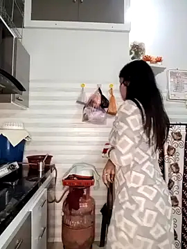 Snapshot of Best-Couple chatting on January 2025 12:07:01 PM Best-Couple online show from January 2025 12:07:01 PM