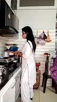 Snapshot of Best-Couple chatting on January 2025 10:30:01 AM Best-Couple online show from January 2025 10:30:01 AM