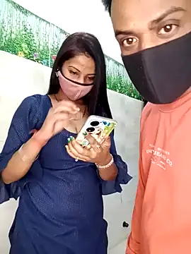 Snapshot of Best-Couple chatting on January 2025 05:53:01 AM Best-Couple online show from January 2025 05:53:01 AM