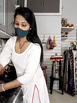 Snapshot of Best-Couple chatting on February 2025 01:08:01 PM Best-Couple online show from February 2025 01:08:01 PM